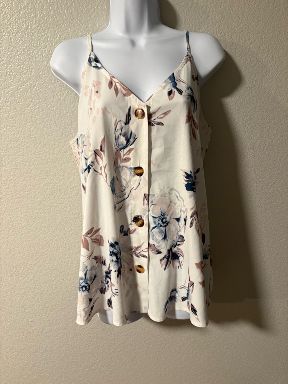 Women’s Cream Floral Button-Front Cami Top